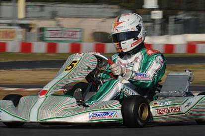 Sebastian Vettel karting aracıyla piste çıktı