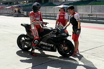 Ducati yeni motorunu Sepang'da test etti