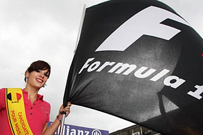 FIA yenilenmiş 2016 F1 takvimini açıkladı