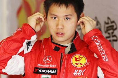 Lotus'un yeni test pilotu Adderly Fong