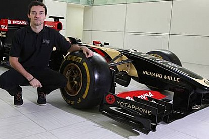 Jolyon Palmer, Lotus'un yedek sürücüsü oldu
