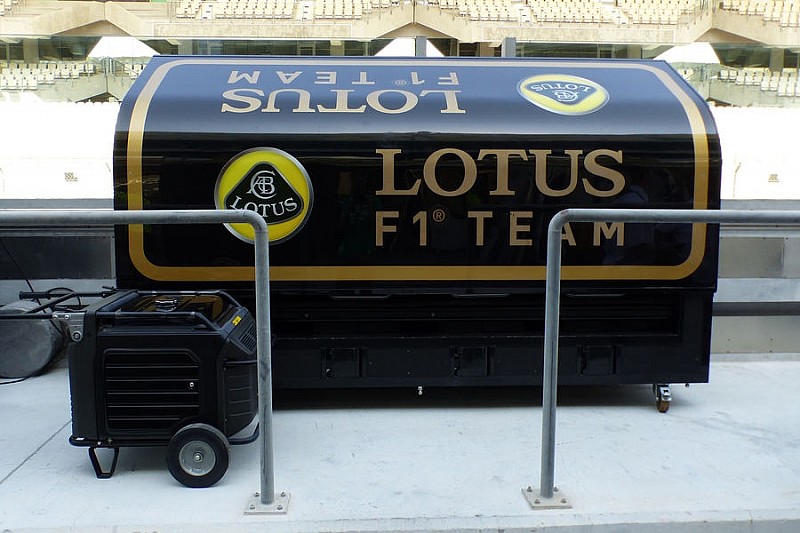 Renault викупить акції Lotus до 16 грудня