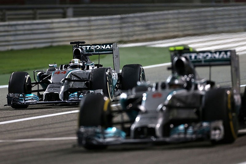 Секрет Mercedes в 'двойном диффузоре'?