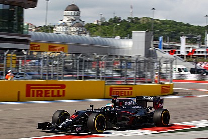 McLaren не заслуживает иного результата, считает Алонсо