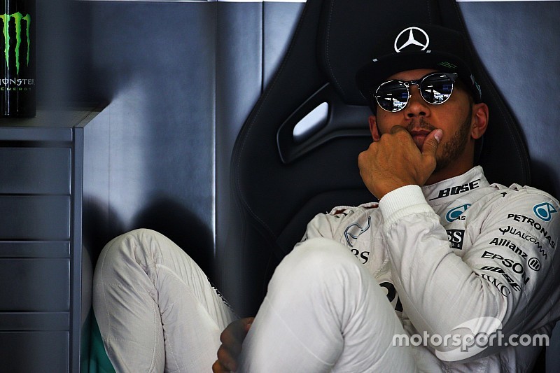 Wolff dice que Hamilton tiene “derecho a estar molesto”