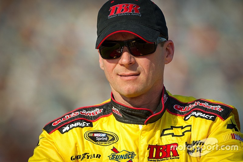 NASCAR veteran Dave Blaney injured in World of Outlaws event at Eldora