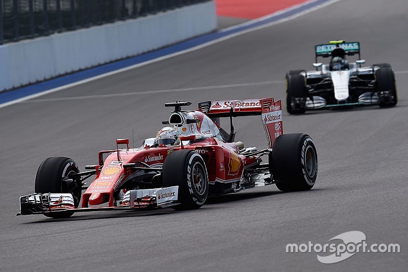Análisis: Por qué Ferrari todavía no tira la toalla