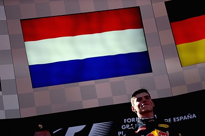 Van Oranje: “Verstappen heeft zich onsterfelijk gemaakt”