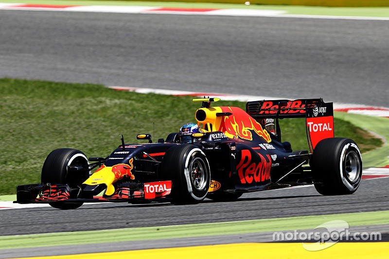 Verstappen el más rápido en la sesión de la mañana