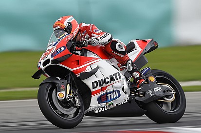 Ducati pondrá una tercera Desmosedici GP en pista con Pirro