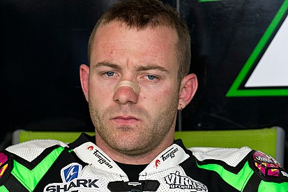 Lucas Mahias in Stock 1000 a Donington con Pata Yamaha