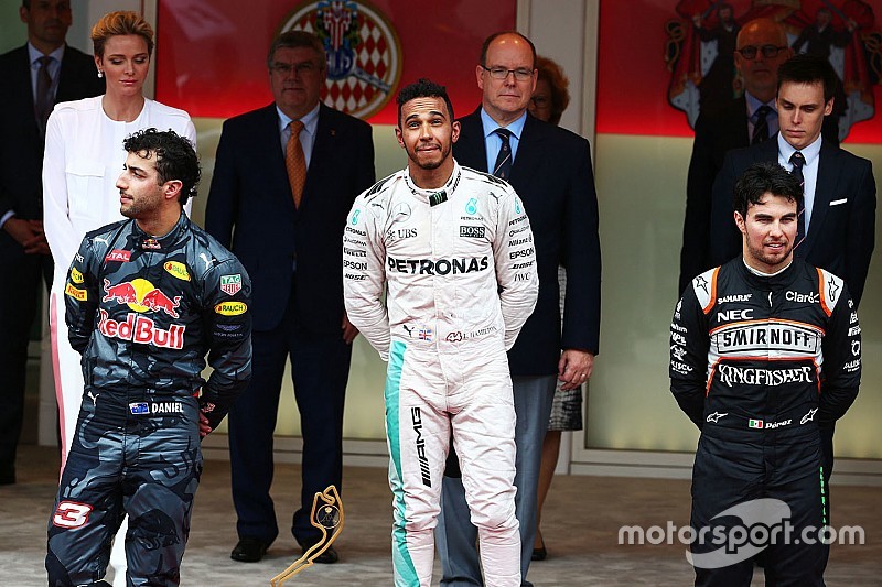 Ricciardo: “Twee races achter elkaar genaaid”