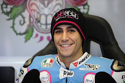 Salom naar ziekenhuis afgevoerd na zware crash in Moto2