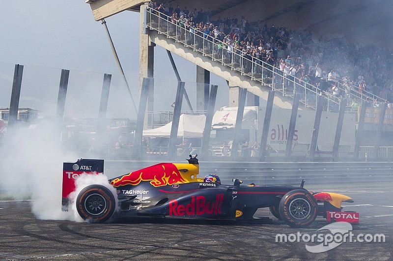 Video: Spring aan boord bij Max Verstappen op Zandvoort