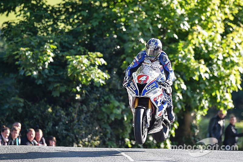Doppel-Erfolg für Ian Hutchinson: Sieg in Supersport- und Superstock TT
