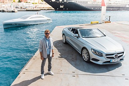 A Mercedes is tudja, hogy náluk mindent megkap Rosberg