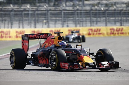 A Red Bull nullázott Szocsiban – Ricciardo leszorítóereje drámaian csökkent a baleset miatt...