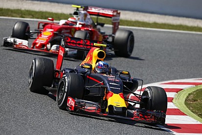 Vigyázz Ferrari, mert itt van a Red Bull és Verstappen