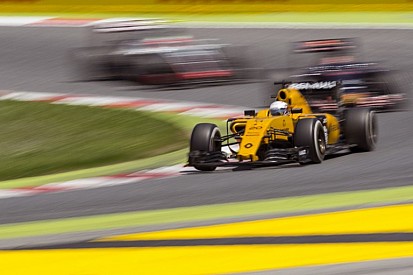 Döntöttek: Egy új Renault motor a Red Bullhoz, egy a francia istállóhoz érkezik Monacóban!