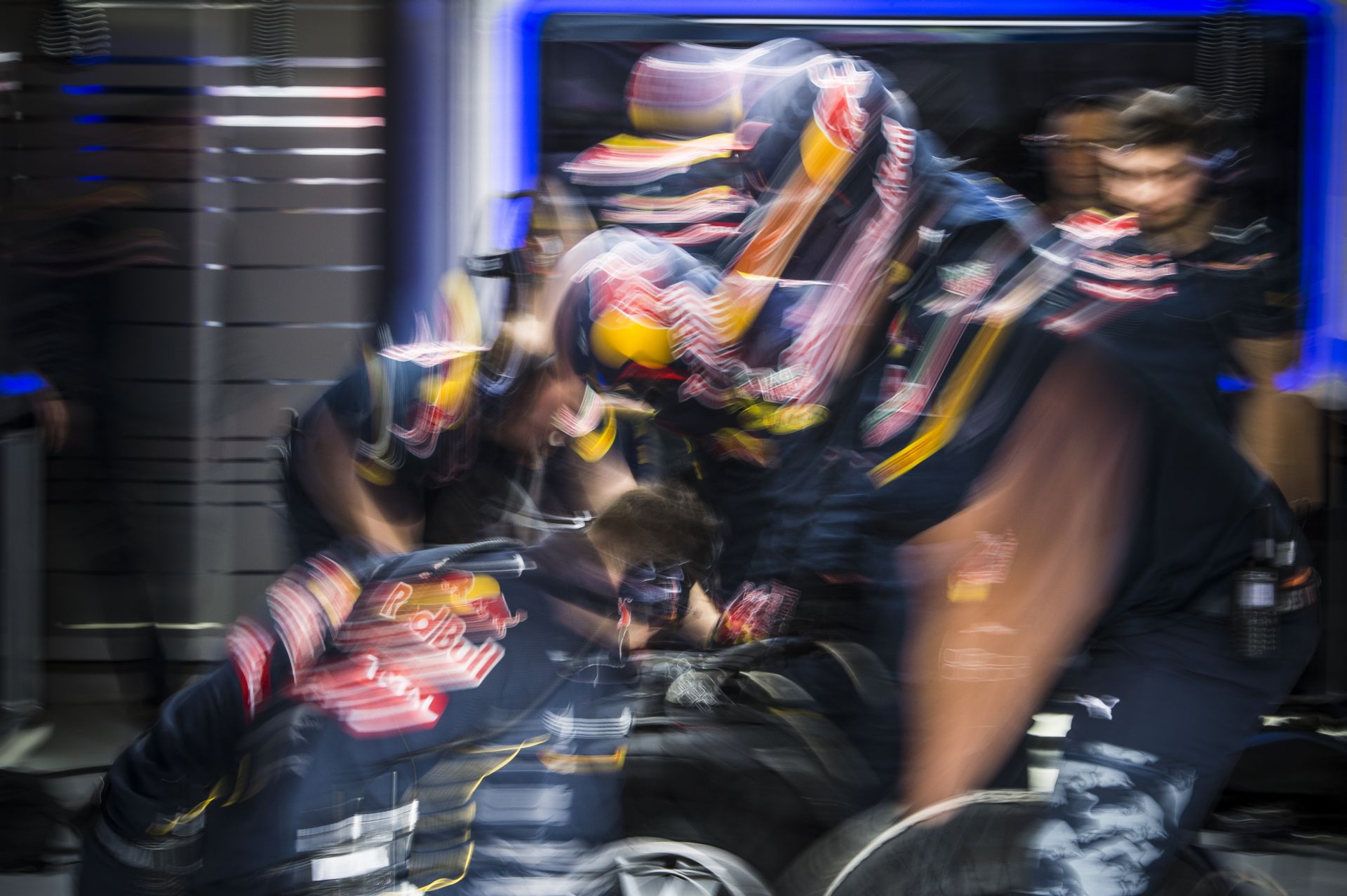 A Red Bull szárnyakat ad: annak, aki nem teljesít megfelelően!