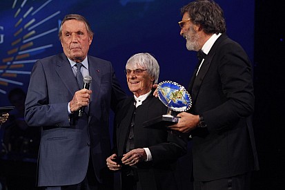 Ecclestone meglopta a Forma-1-et - akkor joggal tartja idiótáknak a csapatokat?!