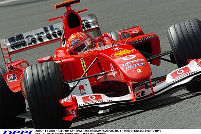 Schumacher V10-es száguldása a Ferrarival a 2004-es Belga Nagydíjon