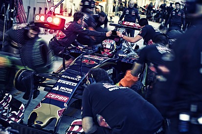 A Red Bull és a Toro Rosso versenyzői nem pánikolnak - bíznak a vezetőségben!