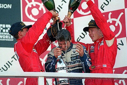 1996-ban ezen a napon lett világbajnok Damon Hill a Forma-1-ben