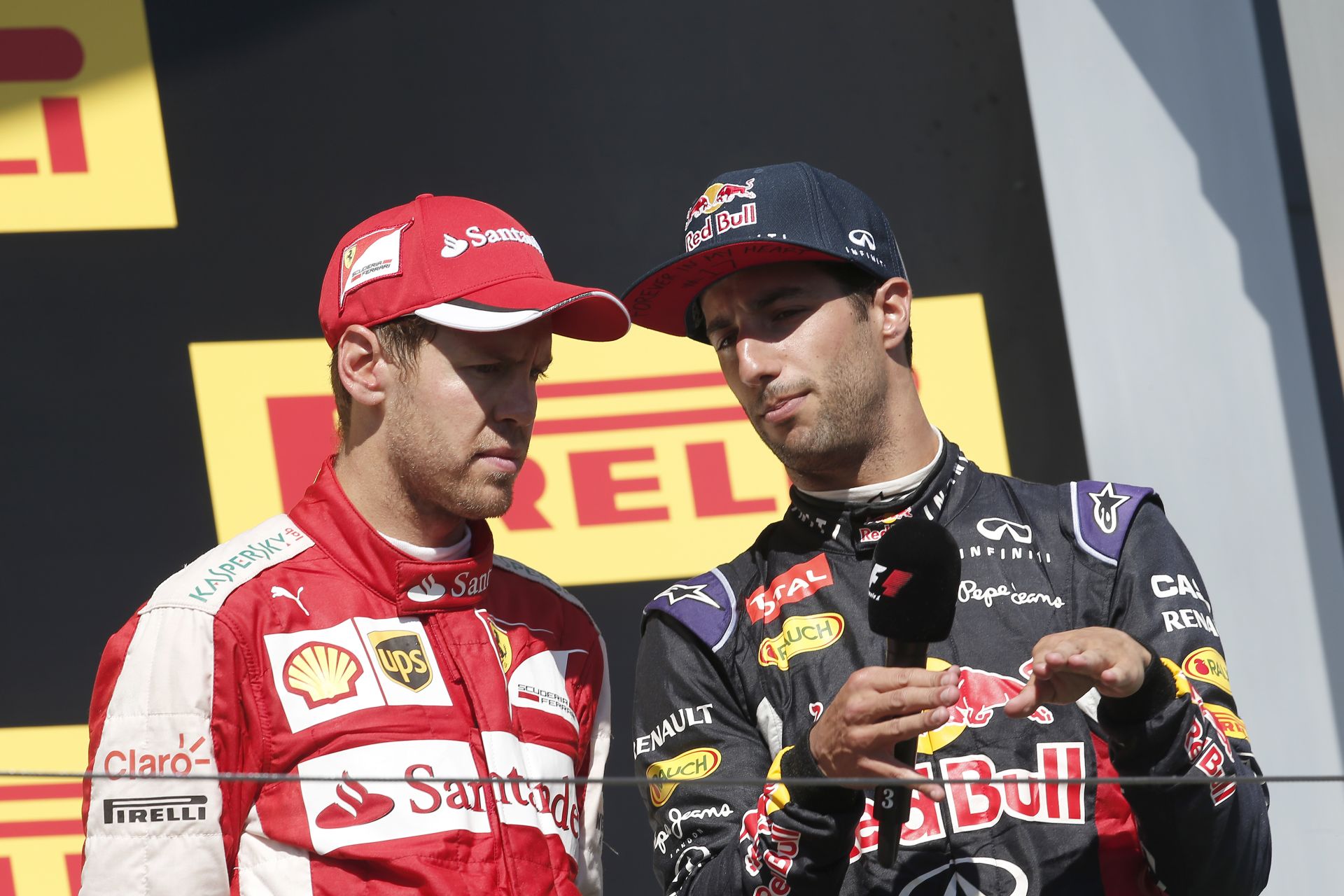 A Ferrari motorfronton örömmel kisegítené a Red Bullt!