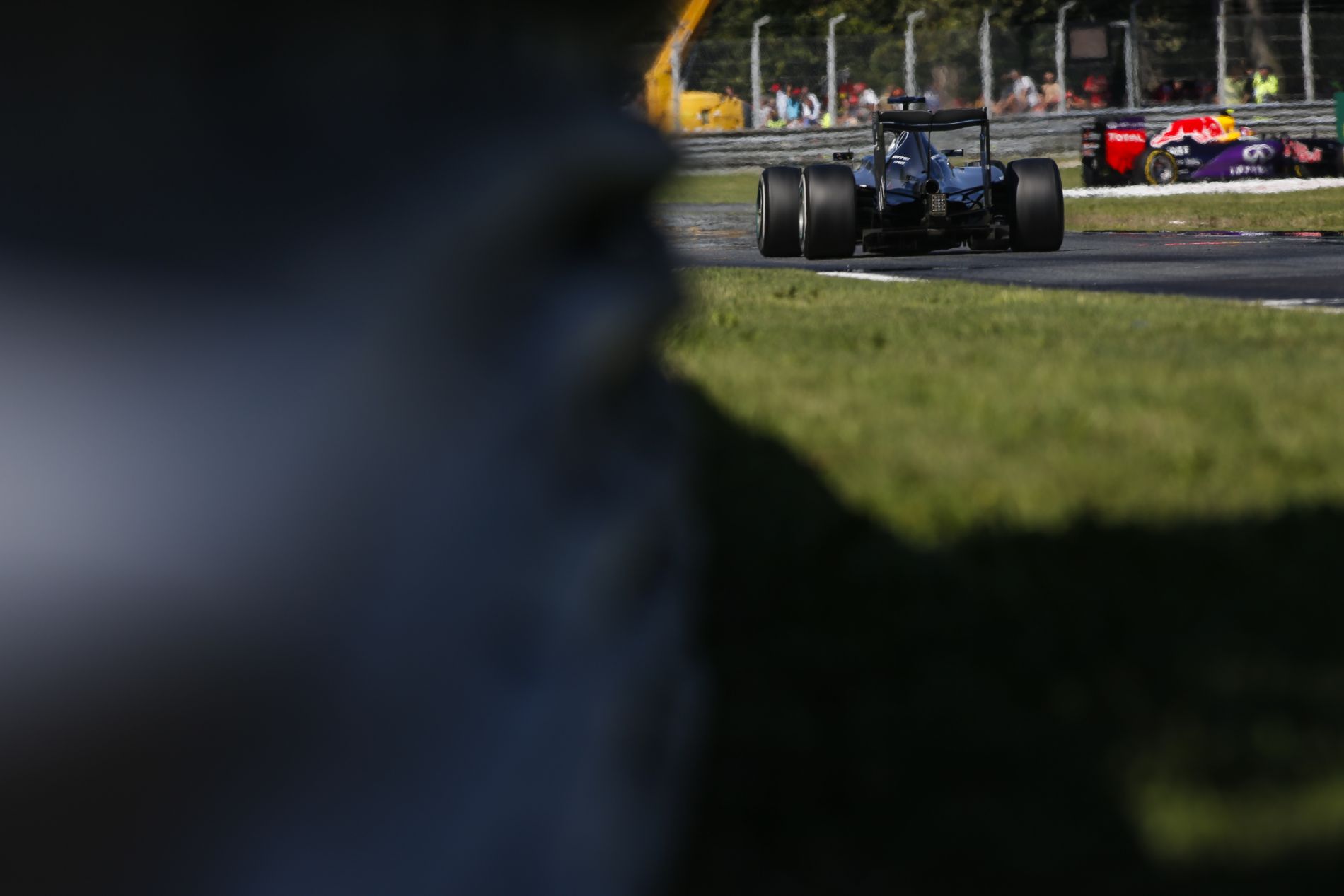 Az FIA és a Pirelli együtt dolgozik azon, hogy megkönnyítsék a csapatok dolgát