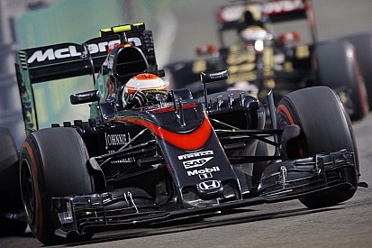 A McLaren-Honda a japán szabadedzéseken véget vetne a váltóproblémáinak!