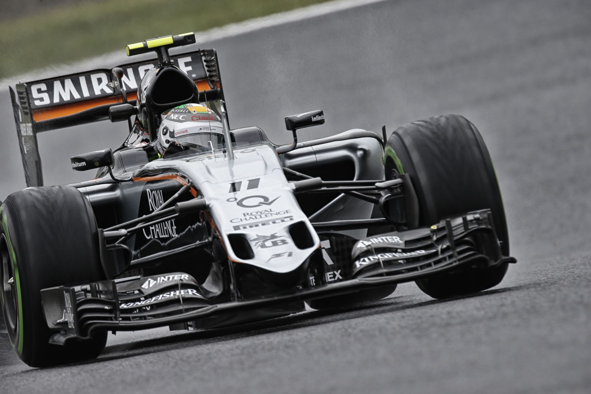 Erős versenyt futhat vasárnap a Force India Suzukában: tényleg esőre játszanak?