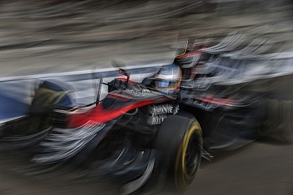 Alonso menedzsere: Fernando jövőre biztosan harcban lesz a bajnoki címért a McLarennel