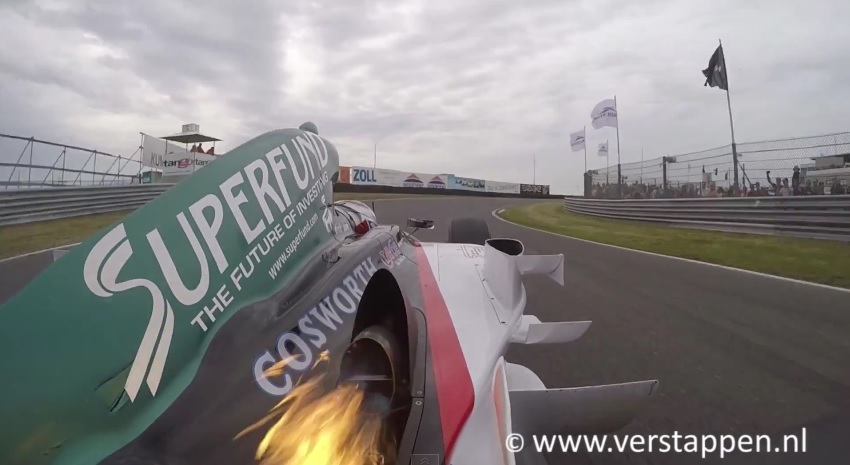 Igazi tűzokádó sárkányt vezetett Jos Verstappen: