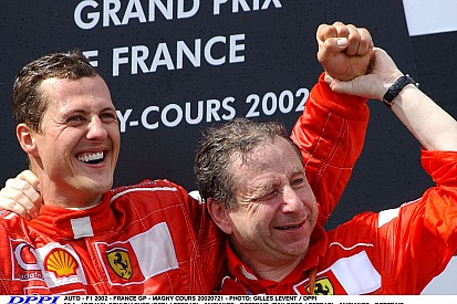 Michael Schumacher 2002-ben ezen a napon lett ötszörös bajnok a Forma-1-ben