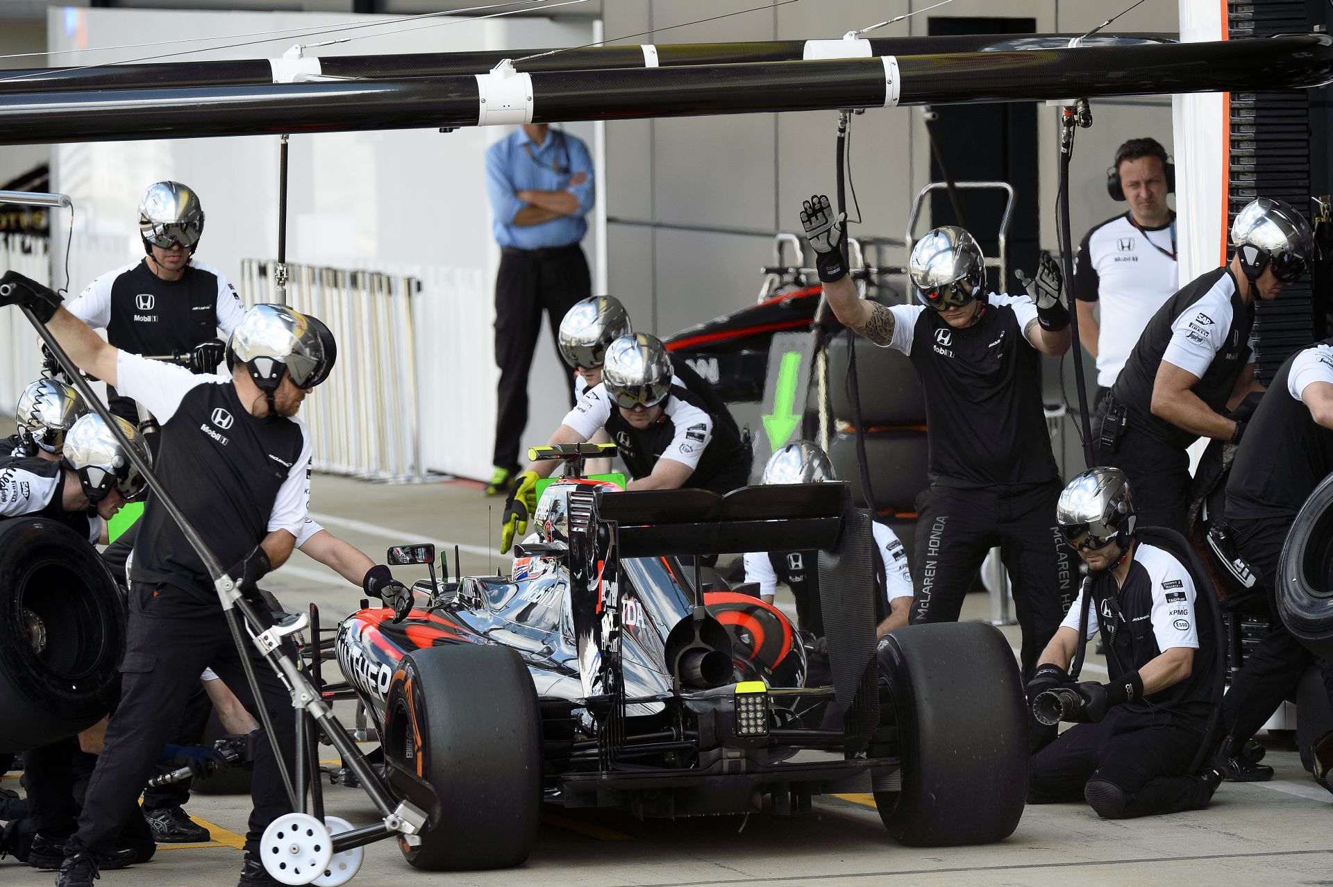 FIA: Nem kap büntetést a Honda, ha egy új motort használ fel a McLarennél