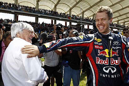Ecclestone keze is benne volt abban, hogy Vettel a Ferrarihoz szerződött