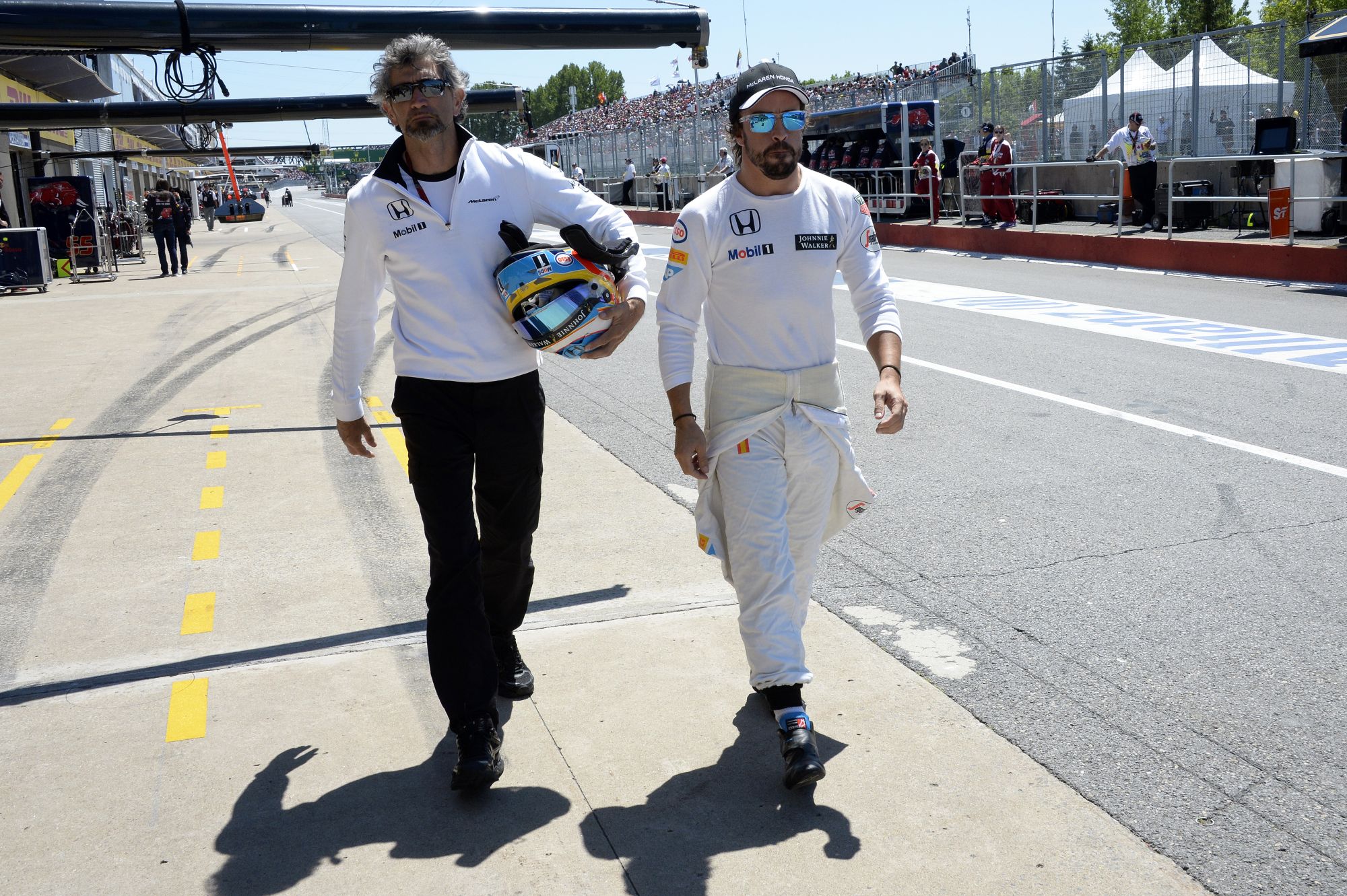 Variál a McLaren, Alonso szerdán ül autóba