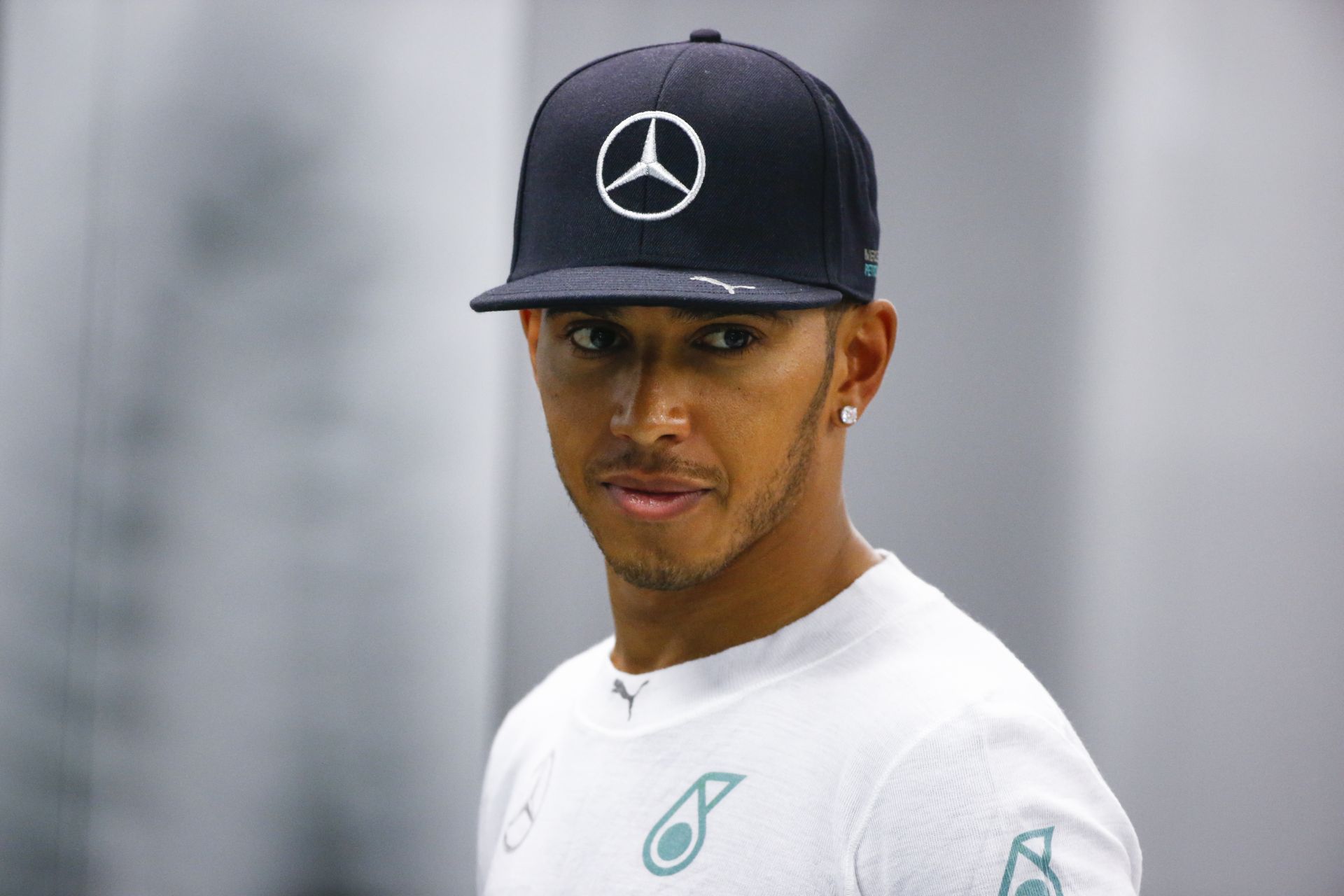 Hamilton és Rosberg gyilkolja egymást, de megjött a Red Bull
