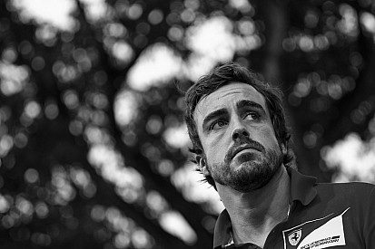 Emiatt távozik Alonso a Ferraritól: A spanyol bajnok már keresi az új csapatát (Frissítve)
