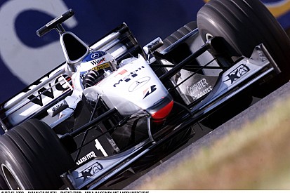 Fájdalmas, de egyúttal szórakoztató időutazás a Forma-1-ben: Hakkinen az 1999-es Japán Nagydíjon