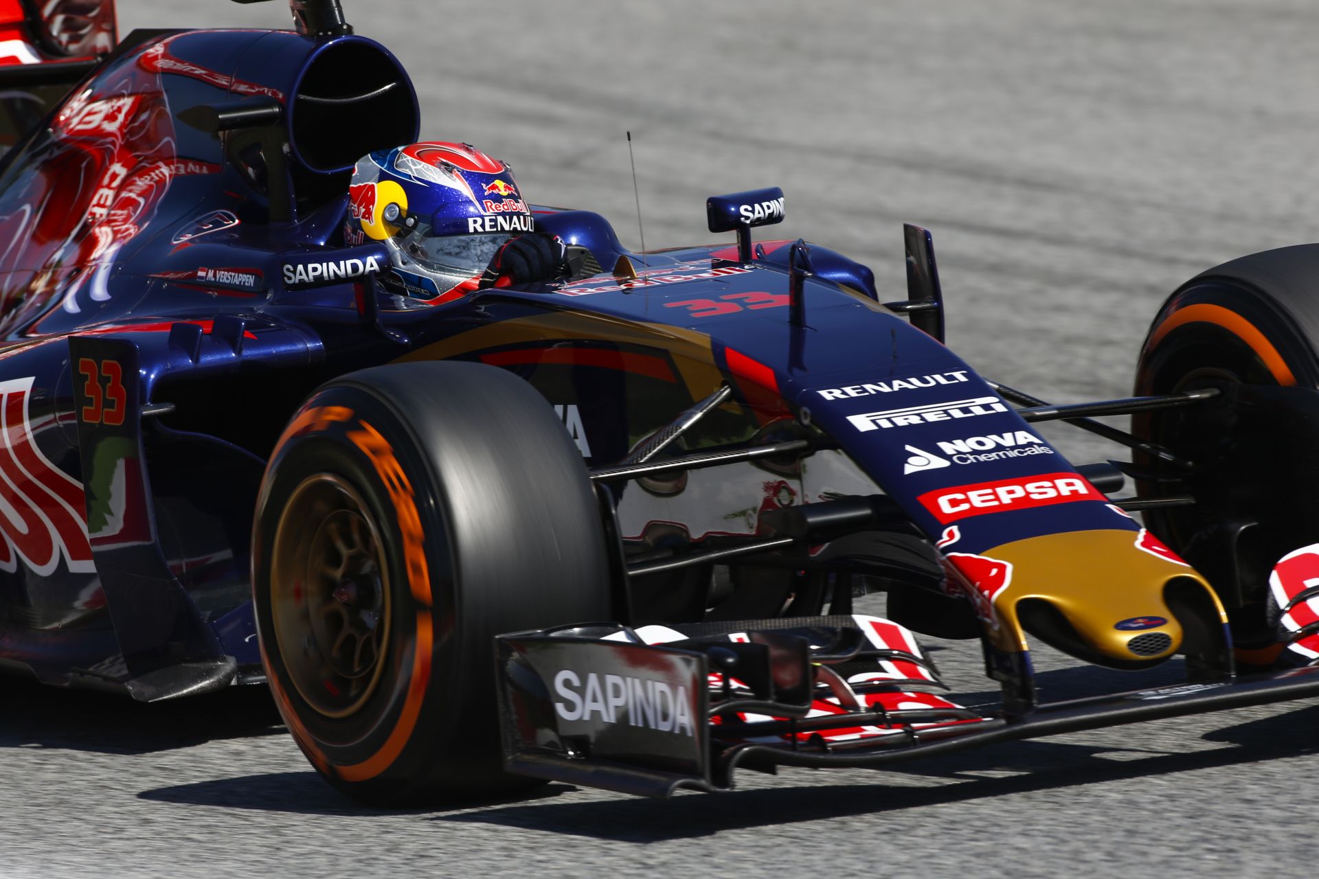 A Toro Rosso a Spanyol Nagydíjon ott van a topcsapatok sarkában - újra jó formában a