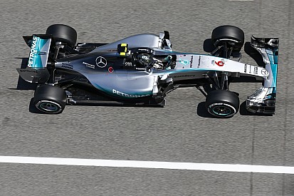 Ennyivel volt jobb Rosberg Hamiltonnál: Videós összehasonlítás