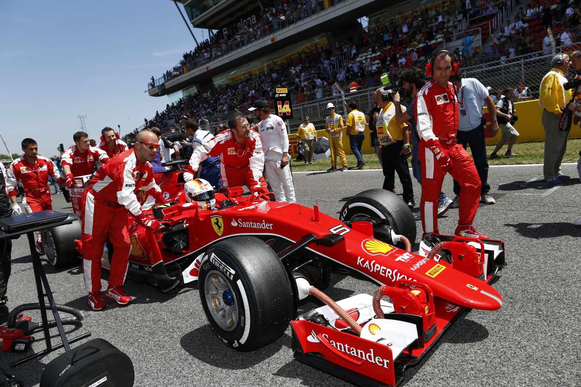 Ferrari: Nem úgy működnek a fejlesztések, mint azt vártuk