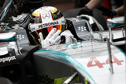 Nagyon sima Hamilton-pole Monacóban Rosberg és Vettel előtt! Raikkönen csak 6.