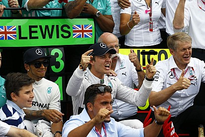 F1 2014: Rosberg növelte az előnyét, a Williams megelőzte a Ferrarit