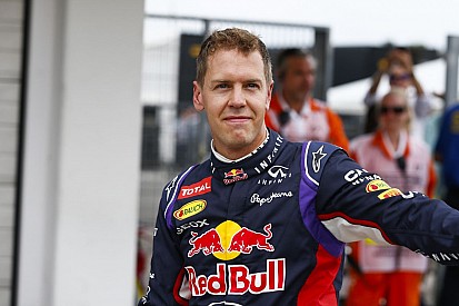 A Red Bull nem csak papíron gyári csapat - Sebastian Vettel az igazi sportember, marad, ahol van