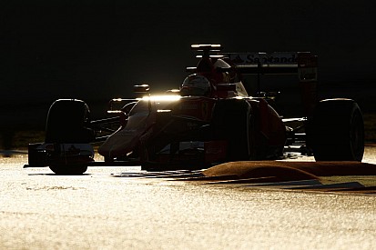 Vettel elégedett a téli tesztekkel: a Mercedes után a Ferrari következik a rangsorban