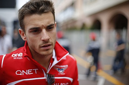 Bianchi édesapja: A fiam még mindig kómában van, és valaki fizetni fog ezért!