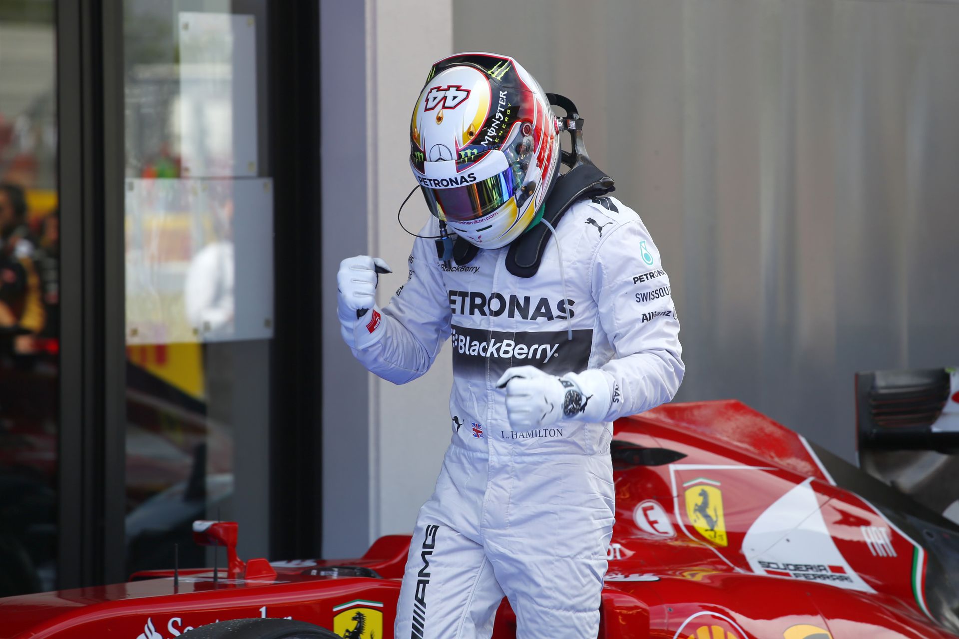 Hamilton-Rosberg sorrend az időmérőn Ricciardo és Bottas előtt! Raikkönen legyőzte Alonsót! Vettel megállt